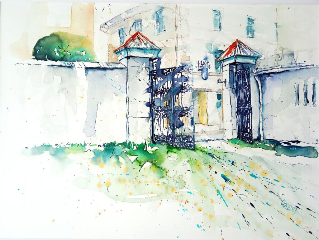 Wunderschönes Aquarell eines Torhauses mit grünem Garten und schattigen Bäumen.
